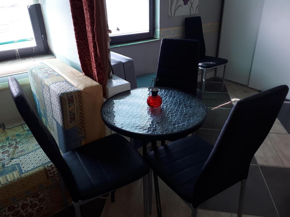Sárkány Lak Diosd Exterior foto