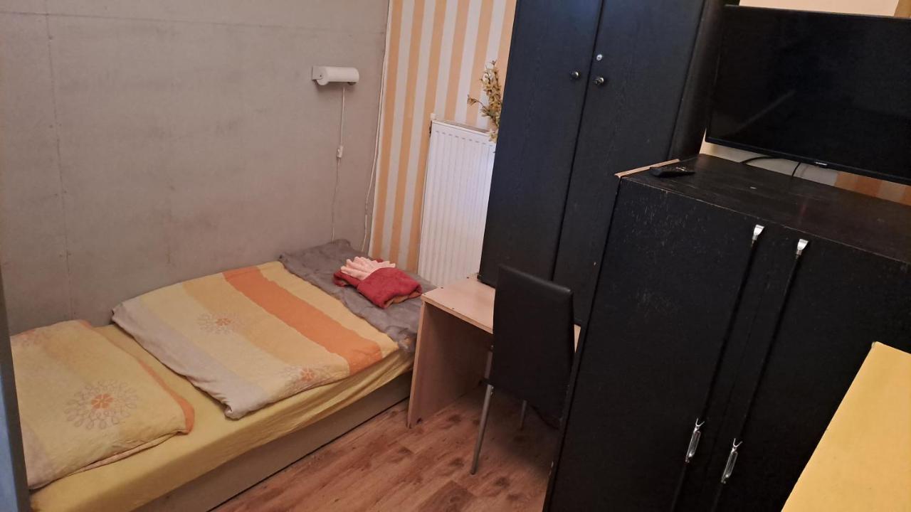 Sárkány Lak Diosd Exterior foto