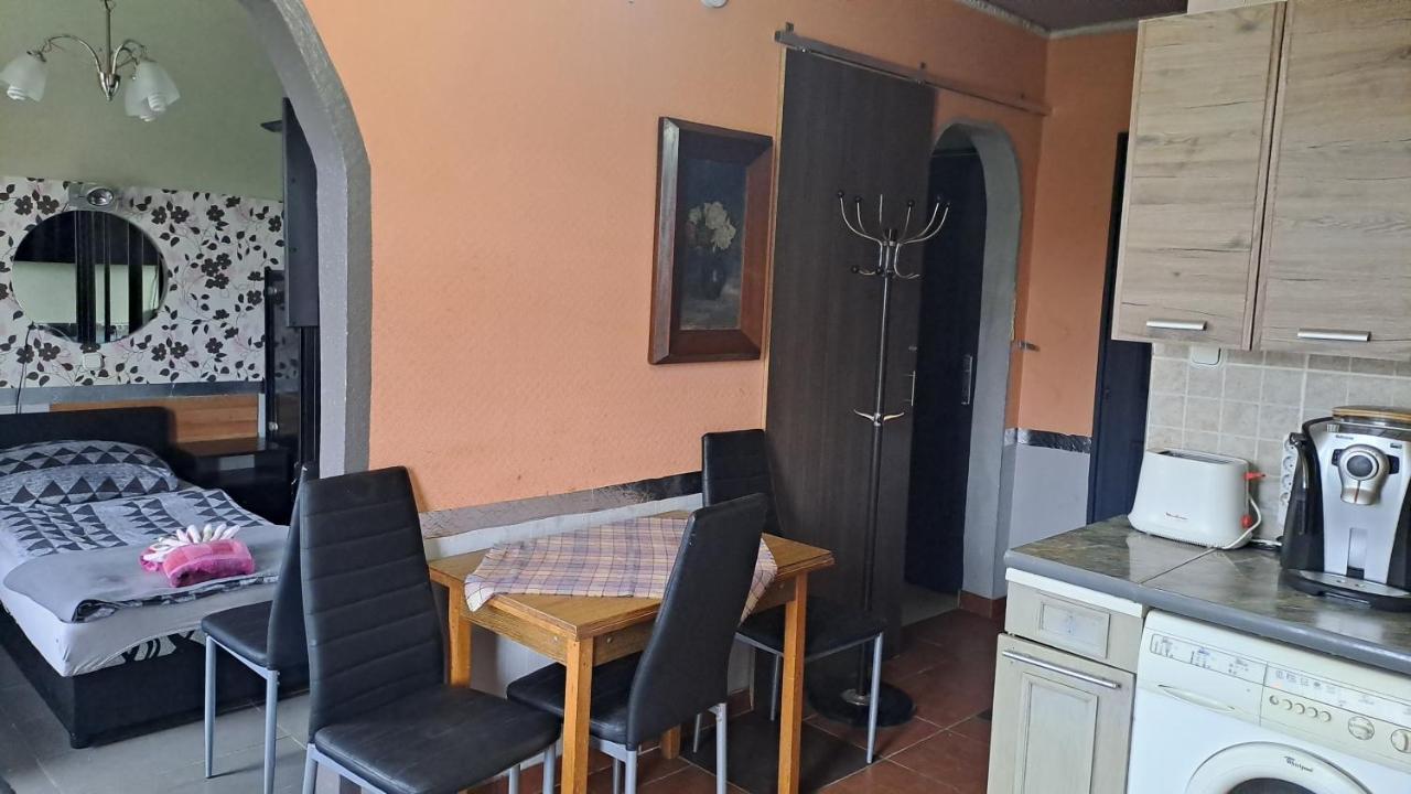 Sárkány Lak Diosd Exterior foto